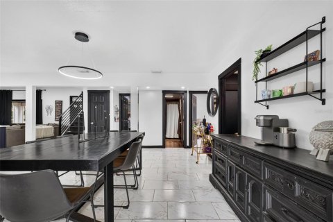 Villa ou maison à vendre à Lakeland, Floride: 5 chambres, 230.21 m2 № 2398399 - photo 15