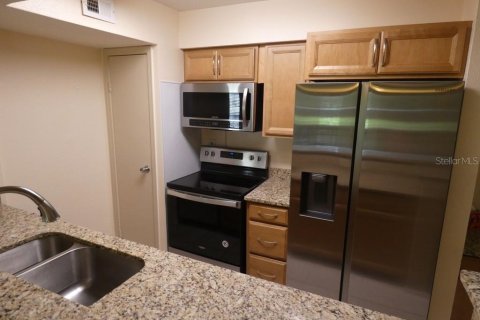 Condominio en venta en Saint Petersburg, Florida, 1 dormitorio, 62.24 m2 № 1888438 - foto 4