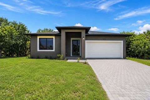 Villa ou maison à North Port, Floride 3 chambres, 152.82 m2 № 2316419
