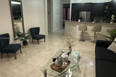 Купить виллу или дом в Хомстед, Флорида 3 спальни, 145.86м2, № 2031974 - фото 22