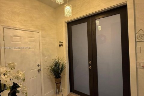 Купить виллу или дом в Хомстед, Флорида 3 спальни, 145.86м2, № 2031974 - фото 10