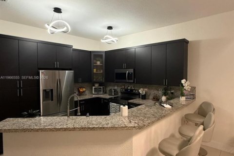 Купить виллу или дом в Хомстед, Флорида 3 спальни, 145.86м2, № 2031974 - фото 16