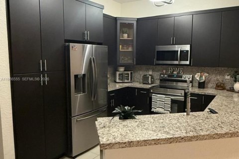 Купить виллу или дом в Хомстед, Флорида 3 спальни, 145.86м2, № 2031974 - фото 15