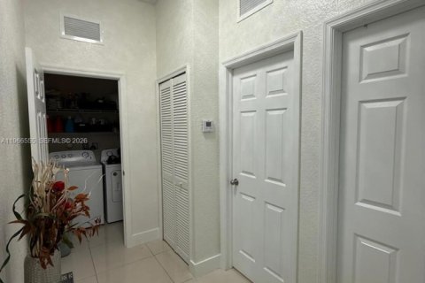 Купить виллу или дом в Хомстед, Флорида 3 спальни, 145.86м2, № 2031974 - фото 23