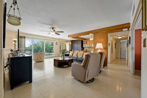Condominio en venta en Hollywood, Florida, 2 dormitorios, 161 m2 № 1979332 - foto 24