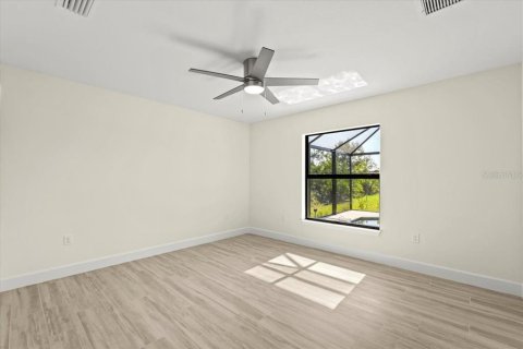 House in Englewood, Florida 3 bedrooms, 156.54 sq.m. № 1511084 - photo 26