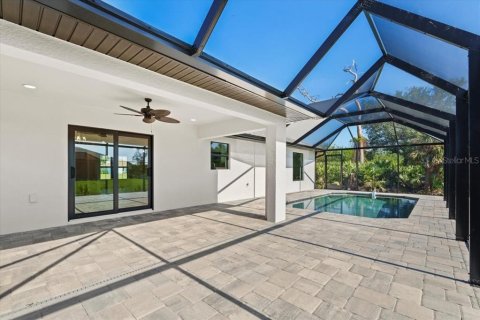 House in Englewood, Florida 3 bedrooms, 156.54 sq.m. № 1511084 - photo 5