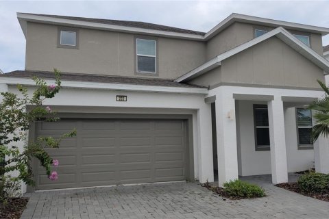 House in Kissimmee, Florida 6 bedrooms, 353.49 sq.m. № 2294773