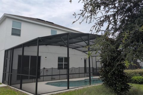 House in Kissimmee, Florida 6 bedrooms, 353.49 sq.m. № 2294773 - photo 5