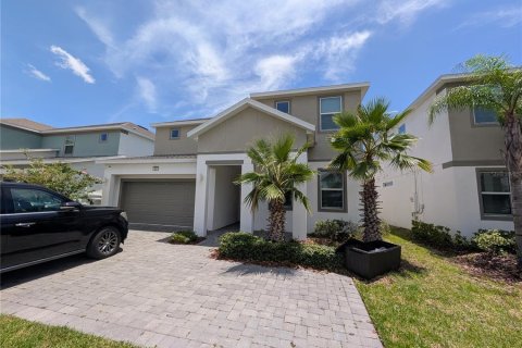 House in Kissimmee, Florida 6 bedrooms, 353.49 sq.m. № 2294773 - photo 2