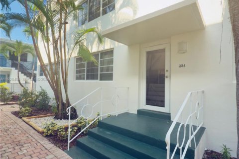 Снять в аренду квартиру в Майами-Бич, Флорида 2 спальни, 81.66м2, № 1984023 - фото 21