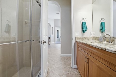 Casa en venta en Howey-in-the-Hills, Florida, 4 dormitorios, 225.85 m2 № 2213098 - foto 28