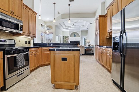 Casa en venta en Howey-in-the-Hills, Florida, 4 dormitorios, 225.85 m2 № 2213098 - foto 14
