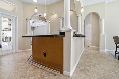 Casa en venta en Howey-in-the-Hills, Florida, 4 dormitorios, 225.85 m2 № 2213098 - foto 6