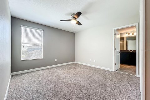 House in STOREY PARK in Orlando, Florida 4 bedrooms, 235.51 sq.m. № 1829429 - photo 26