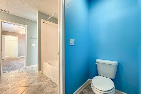 House in STOREY PARK in Orlando, Florida 4 bedrooms, 235.51 sq.m. № 1829429 - photo 30