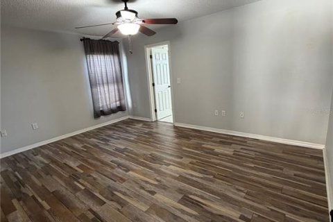 House in Lakeland, Florida 3 bedrooms, 135.64 sq.m. № 2129751 - photo 9