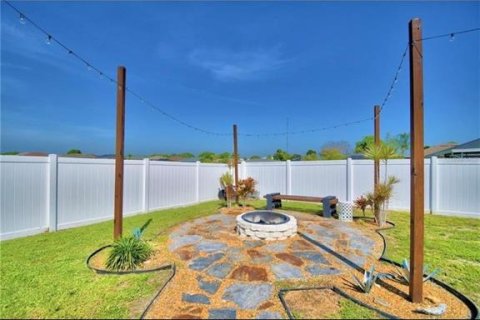 House in Lakeland, Florida 3 bedrooms, 135.64 sq.m. № 2129751 - photo 18