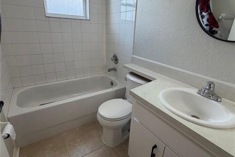House in Lakeland, Florida 3 bedrooms, 135.64 sq.m. № 2129751 - photo 14