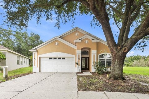 Villa ou maison à Temple Terrace, Floride 4 chambres, 179.77 m2 № 2407026