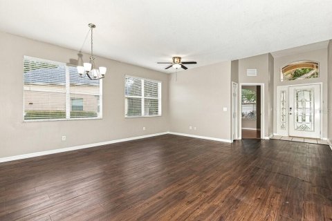 Villa ou maison à louer à Temple Terrace, Floride: 4 chambres, 179.77 m2 № 2407026 - photo 3