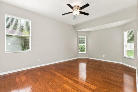 Villa ou maison à louer à Temple Terrace, Floride: 4 chambres, 179.77 m2 № 2407026 - photo 9