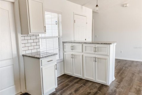 Villa ou maison à louer à Clermont, Floride: 4 chambres, 132.11 m2 № 2408099 - photo 25