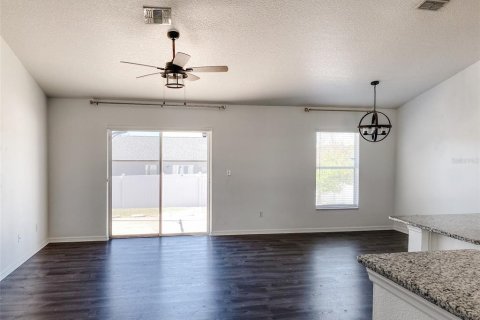 Villa ou maison à louer à Clermont, Floride: 4 chambres, 132.11 m2 № 2408099 - photo 29
