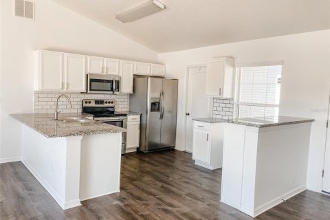 Villa ou maison à louer à Clermont, Floride: 4 chambres, 132.11 m2 № 2408099 - photo 26