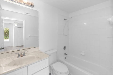 Casa en venta en Deltona, Florida, 4 dormitorios, 162.39 m2 № 1848215 - foto 10