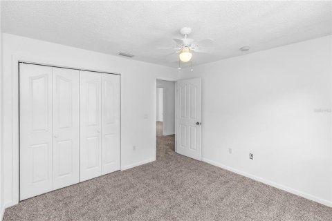 Casa en venta en Deltona, Florida, 4 dormitorios, 162.39 m2 № 1848215 - foto 19
