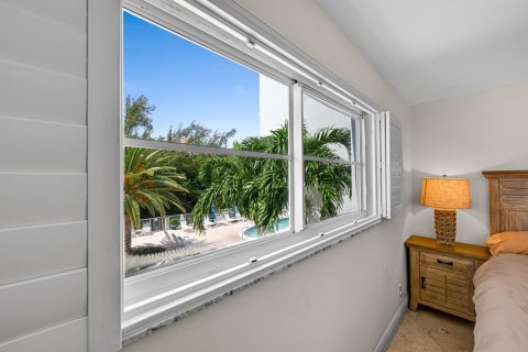 Copropriété à vendre à Pompano Beach, Floride: 2 chambres, 92.9 m2 № 2189201 - photo 13