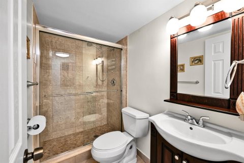 Copropriété à vendre à Pompano Beach, Floride: 2 chambres, 92.9 m2 № 2189201 - photo 19