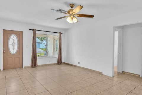 Villa ou maison à louer à Dania Beach, Floride: 3 chambres, 139.54 m2 № 2417994 - photo 7