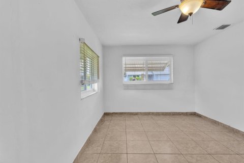 Villa ou maison à louer à Dania Beach, Floride: 3 chambres, 139.54 m2 № 2417994 - photo 30