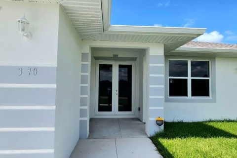 Villa ou maison à Lehigh Acres, Floride 3 chambres, 196.67 m2 № 2391968