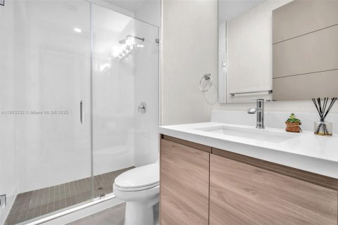 Townhouse in Miami, Florida 3 bedrooms, 264.77 sq.m. № 1956949 - photo 24