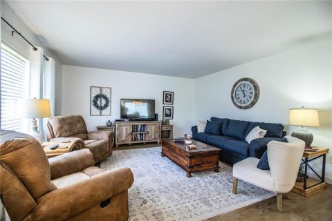 Condo in Lakeland, Florida, 2 bedrooms  № 1716921 - photo 16