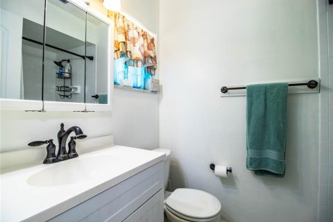 Condo in Lakeland, Florida, 2 bedrooms  № 1716921 - photo 22