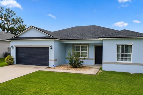 House in Kissimmee, Florida 3 bedrooms, 144.28 sq.m. № 2347328