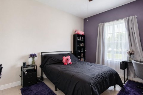 Villa ou maison à vendre à Kissimmee, Floride: 3 chambres, 144.28 m2 № 2347328 - photo 3