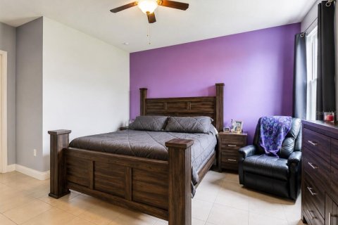 Villa ou maison à vendre à Kissimmee, Floride: 3 chambres, 144.28 m2 № 2347328 - photo 7