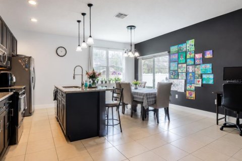 Villa ou maison à vendre à Kissimmee, Floride: 3 chambres, 144.28 m2 № 2347328 - photo 9