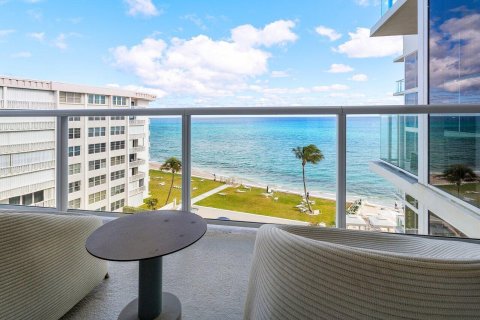 Condo in South Palm Beach, Florida, 3 bedrooms  № 2383056 - photo 19