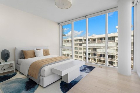 Condo in South Palm Beach, Florida, 3 bedrooms  № 2383056 - photo 26