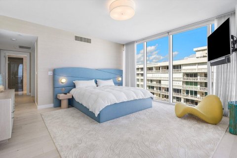 Condo in South Palm Beach, Florida, 3 bedrooms  № 2383056 - photo 20