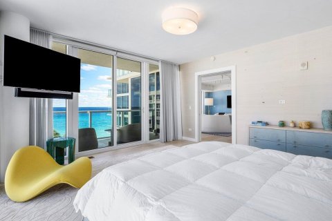 Condo in South Palm Beach, Florida, 3 bedrooms  № 2383056 - photo 21