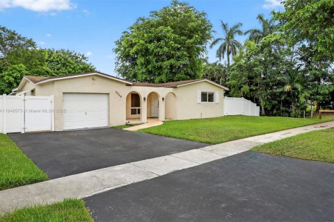 Casa en venta en Cooper City, Florida, 3 dormitorios, 153.75 m2 № 1872582 - foto 1