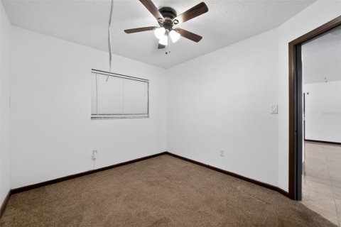 Casa en venta en Kissimmee, Florida, 3 dormitorios, 121.98 m2 № 2218111 - foto 18