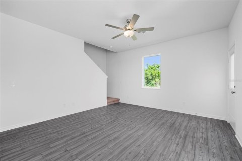 Touwnhouse à vendre à Poinciana, Floride: 3 chambres, 166.76 m2 № 2222307 - photo 5
